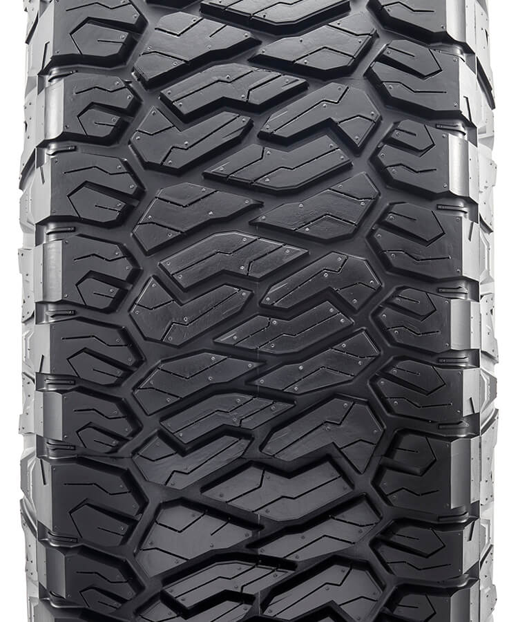 Maxxis AT811 Razr 305/55 R20 121/118S (10PR) купить в KOLOBOX